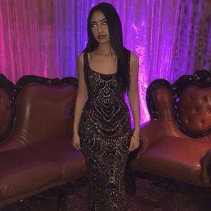 Perfect condition dress for only $150